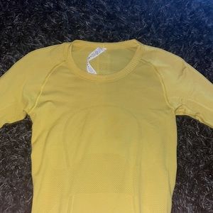Lululemon shirt